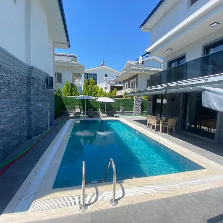 Βίλα Villa Ala Φετιγιέ
