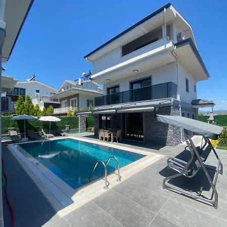 Βίλα Villa Ala Φετιγιέ