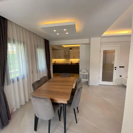 Βίλα Villa Ala *